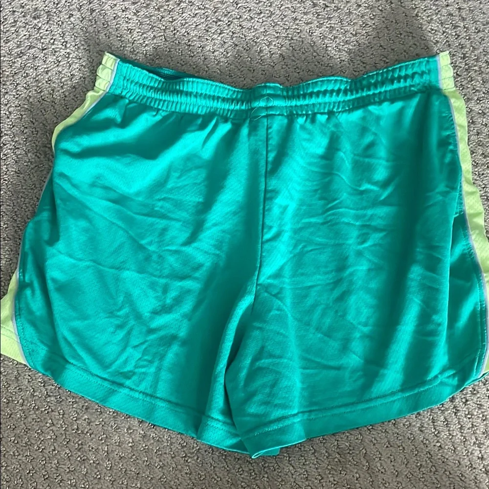 Nike Green Athletic Shorts Lightweight Performance